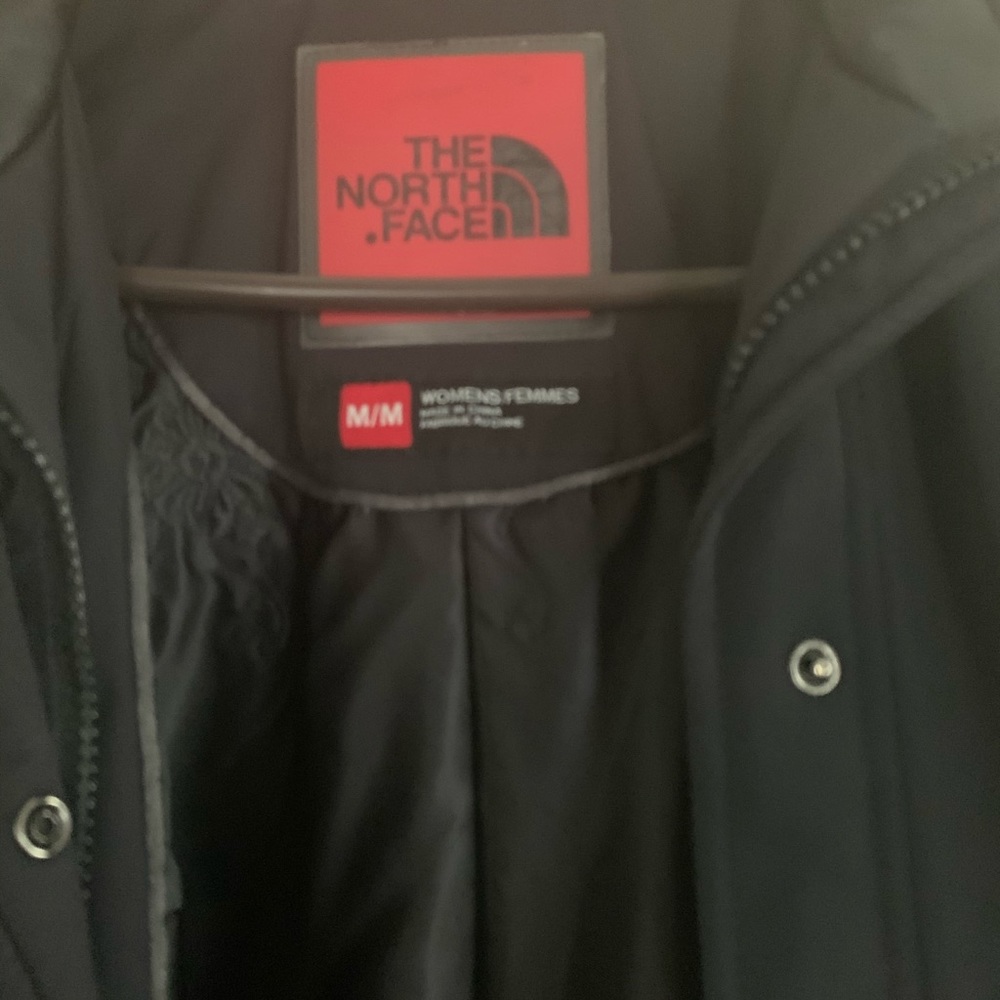 North Face Warm Coat. Medium. - image 3